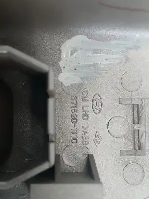 Pezzo di ricambio per auto di seconda mano comandi alzacristalli posteriore sinistro per hyundai santa fe (bm) 2.2 crdi style 4x4 riferimenti oem iam 3715201110