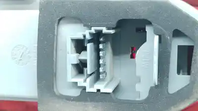 Second-hand car spare part left tailgate light for renault clio ii (bb_, cb_) 1.2 lpg oem iam references 8200071413 8200071413 8200071413