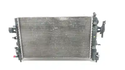 Автозапчастина б/у водяний радіатор для opel astra h gtc (a04) 1.6 (l08) посилання на oem iam 1300266 1300266 1300266