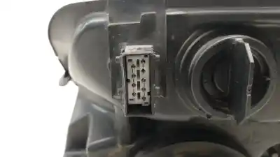 Peça sobressalente para automóvel em segunda mão farol / farolim direito por citroen c2 (jm_) 1.4 referências oem iam 9680128180 9680128180 9680128180