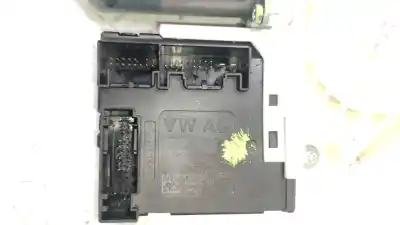 Автозапчасти б/у регулятор стекла переднего правого за seat leon (1p1) 2.0 tdi 16v ссылки oem iam 3c8959702 3c8959702 3c8959702