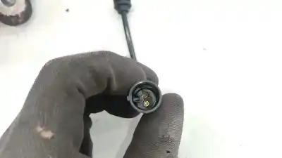 Pezzo di ricambio per auto di seconda mano snodo anteriore sinistro per ssangyong actyon sports i (qj) 2.0 xdi riferimenti oem iam 4121109003 4121109003 4121109003