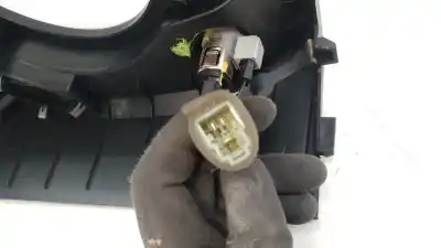 Автозапчасти б/у центральная консоль за ssangyong actyon sports i (qj) 2.0 xdi ссылки oem iam 7793132000 7793132000 7793132000