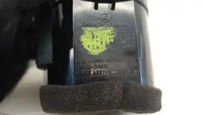 Recambio de automóvil de segunda mano de aireador izquierdo para ssangyong actyon sports i (qj) 2.0 xdi referencias oem iam 6962031000 6962031000 6962031000