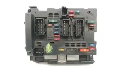 Pièce détachée automobile d'occasion Boîtes à Fusibles pour CITROEN XSARA (N1) 1.6 16V Références OEM IAM 9646405280 9646405280 9646405280