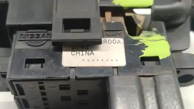 Peça sobressalente para automóvel em segunda mão botão / interruptor elevador vidro traseiro direito por nissan qashqai / qashqai +2 i (j10, nj10, jj10e) 1.5 dci referências oem iam 25411br00a 25411br00a 25411br00a