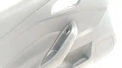 Автозапчасти б/у обивка задней левой двери за ford focus iii 2.0 tdci ссылки oem iam bm51a2740701 bm51a2740701 bm51a2740701