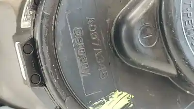 Recambio de automóvil de segunda mano de pinza freno trasera derecha para mercedes clase c (w206) c 220 d (206.016, 206.004) referencias oem iam a007a345 a007a345 a007a345