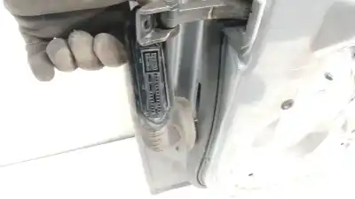 Second-hand car spare part front right door for bmw 3 (e46) 320 d oem iam references 41517034152 41517034152 41517034152