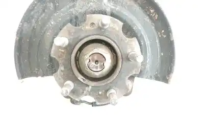 Pièce détachée automobile d'occasion moyeu de roue avant droite pour ssangyong actyon i 2.0 xdi références oem iam 4122109008 4122109008 4122109008