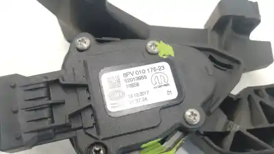 Second-hand car spare part accelerator pedal for opel combo tour (x12) 1.3 cdti (c26, d26, e26, c05) oem iam references 52013955 52013955 52013955