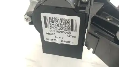Second-hand car spare part steering column for opel combo tour (x12) 1.3 cdti (c26, d26, e26, c05) oem iam references 0520684190e 0520684190e 0520684190e
