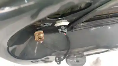 Автозапчастина б/у передні праві двері для citroen c-elysee (dd_) 1.6 hdi 92 посилання на oem iam 9675195080 9675195080 9675195080