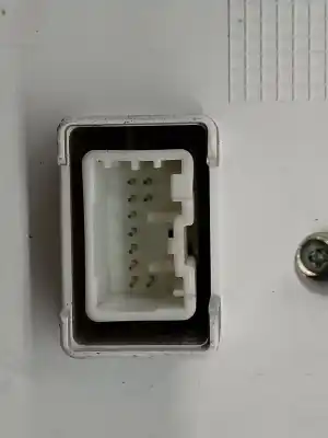 Автозапчасти б/у ПРИБОРНАЯ ДОСКА за VOLVO XC90  ссылки OEM IAM 30746101 69594930T 0047729