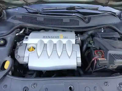 Pezzo di ricambio per auto di seconda mano MOTORE COMPLETO per RENAULT MEGANE II SEDÁN (LM0/1_)  Riferimenti OEM IAM   