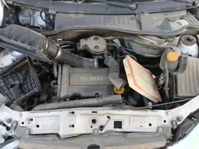 Tweedehands auto-onderdeel versnellingsbak voor opel corsa c (x01) 1.2 (f08, f68) oem iam-referenties 