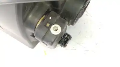 Second-hand car spare part right headlight for nissan note (e11, ne11) 1.5 dci oem iam references 260109u100 260109u100 260109u100