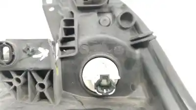 Peça sobressalente para automóvel em segunda mão farol / farolim direito por nissan note (e12) 1.5 dci referências oem iam 260103vv0a 260103vv0a 260103vv0a