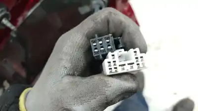 Second-hand car spare part tailgate for dodge journey 2.0 crd oem iam references 1cz91tzzac 1cz91tzzac 1cz91tzzac