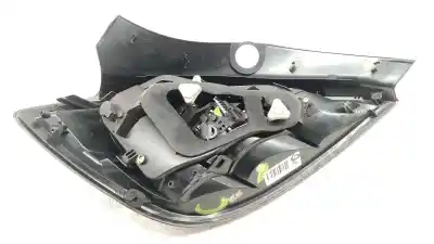 Автозапчастина б/у правий ліхтар для opel astra h (a04) 1.6 (l48) посилання на oem iam 13222325 13222325 13222325