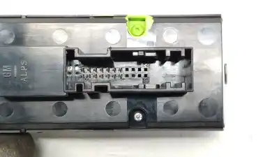 Автозапчастина б/у передні вікний вмикач для opel astra h (a04) 1.6 (l48) посилання на oem iam 13228706 13228706 13228706