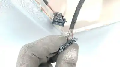 Peça sobressalente para automóvel em segunda mão tecto de abrir interior por bmw 1 (e87) 120 d referências oem iam 195806750 195806750 195806750