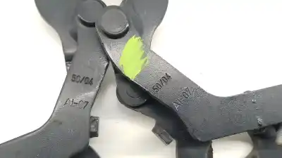 Second-hand car spare part bonnet hinge for bmw 1 (e87) 120 d oem iam references 41617210673  41617210674