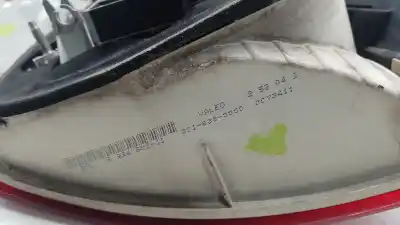 Second-hand car spare part right tailgate light for bmw 1 (e87) 120 d oem iam references 692450211 692450211 692450211