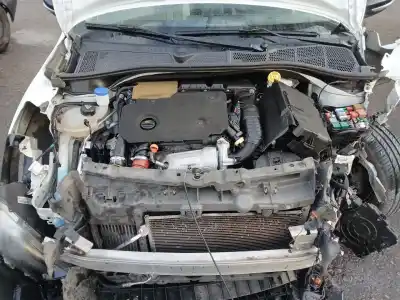 Peça sobressalente para automóvel em segunda mão motor completo por citroen c4 cactus 1.5 bluehdi 100 referências oem iam 