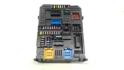 Peça sobressalente para automóvel em segunda mão caixa de fusíveis e relés por citroen c4 cactus 1.5 bluehdi 100 referências oem iam 9830707680