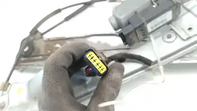 Second-hand car spare part driver left window regulator for renault clio iii 1.5 dci diesel cat oem iam references 400858f 400858f 400858f