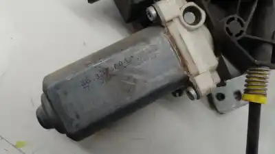Pezzo di ricambio per auto di seconda mano alzacristalli anteriore destro per citroen c2 furio riferimenti oem iam 966059880 966059880 36137604