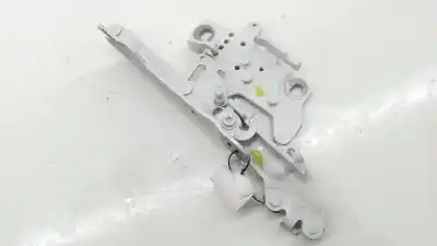 Gebrauchtes Autoersatzteil LINKE VORDERE MOTORHAUBENSCHARNIER zum BMW 3 (F30, F80) 316 D OEM-IAM-Referenzen 13989610  