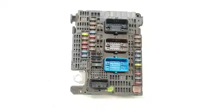 Peça sobressalente para automóvel em segunda mão CAIXA DE FUSÍVEIS E RELÉS por PEUGEOT 508 I (8D_)  Referências OEM IAM 9674922080 9674922080 9674922080