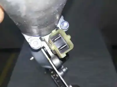 Peça sobressalente para automóvel em segunda mão elevador de vidros dianteiro direito por saab 9-3 berlina 2.2 s tid referências oem iam 0130821663  2 pins electrico