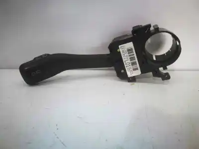 İkinci el araba yedek parçası Aralikli Kontrol için SEAT LEON (1M1) 1.9 TDI OEM IAM referansları  8L0953513G 