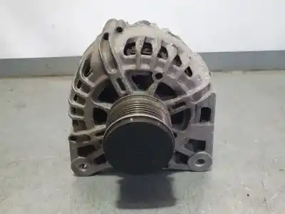 Second-hand car spare part Alternator for RENAULT CAPTUR INTENS OEM IAM references 231001318R  2627732A