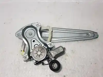 Peça sobressalente para automóvel em segunda mão elevador de vidros traseiro direito por toyota yaris active referências oem iam 857200d120