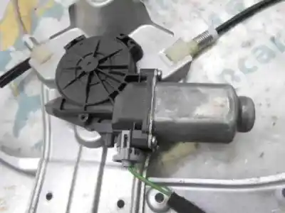Second-hand car spare part passenger side right window regulator for renault clio iii authentique oem iam references 8200291628  