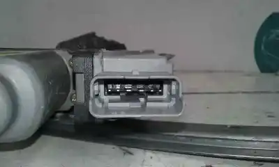 Second-hand car spare part driver left window regulator for citroen c3 1.4 hdi exclusive oem iam references 400619f  6 pins