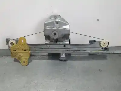 Second-hand car spare part rear left window regulator for renault captur dynamique oem iam references 128001072e  2 pins