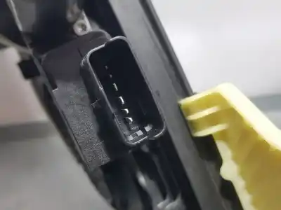 Автозапчастина б/у регулятор переднього правого скла для opel combo cargo (e) selection посилання на oem iam 98172122800  6 pins Автозапчастина б/у регулятор переднього правого скла для opel combo cargo (e) selection посилання на oem iam 98172122800  6 pins