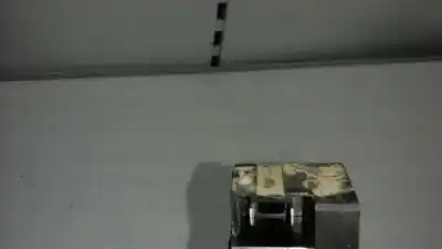 Second-hand car spare part passenger side right window regulator for citroen ax 1.4 (150d / k1b) oem iam references   2 pins