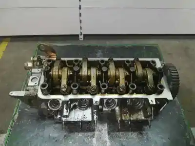 Pièce détachée automobile d'occasion culasse du moteur pour peugeot 106 (s1) 1.1 références oem iam 9610923110  