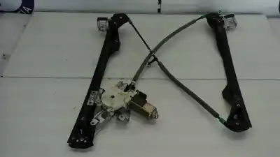 Pezzo di ricambio per auto di seconda mano ALZACRISTALLI ANTERIORE DESTRO per FORD FOCUS BERLINA (CAK)  Riferimenti OEM IAM   2 PINS