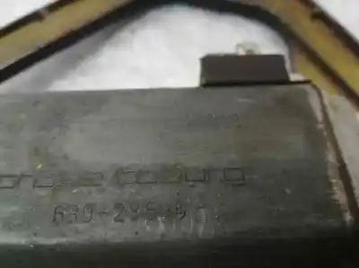 Second-hand car spare part passenger side right window regulator for bmw serie 7 (e32) 3.5 cat oem iam references 68023596 0130821033 2 pins electrico