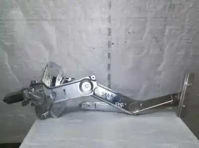 Peça sobressalente para automóvel em segunda mão ELEVADOR DE VIDROS DIANTEIRO DIREITO por SAAB 900 COUPÉ  Referências OEM IAM 0130821663  2 PINS ELECTRICO