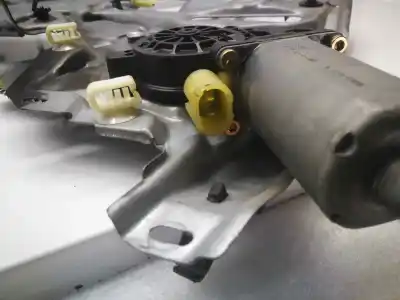 Peça sobressalente para automóvel em segunda mão elevador de vidros traseiro esquerdo por renault laguna (b56) * referências oem iam 192922000 2 pins 