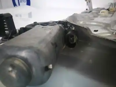 Peça sobressalente para automóvel em segunda mão elevador de vidros traseiro esquerdo por renault laguna (b56) * referências oem iam 400370a  2 pins
