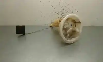 Peça sobressalente para automóvel em segunda mão Boia / Bomba Combustível por BMW SERIE 3 BERLINA (E46) 320d Referências OEM IAM 221824065  